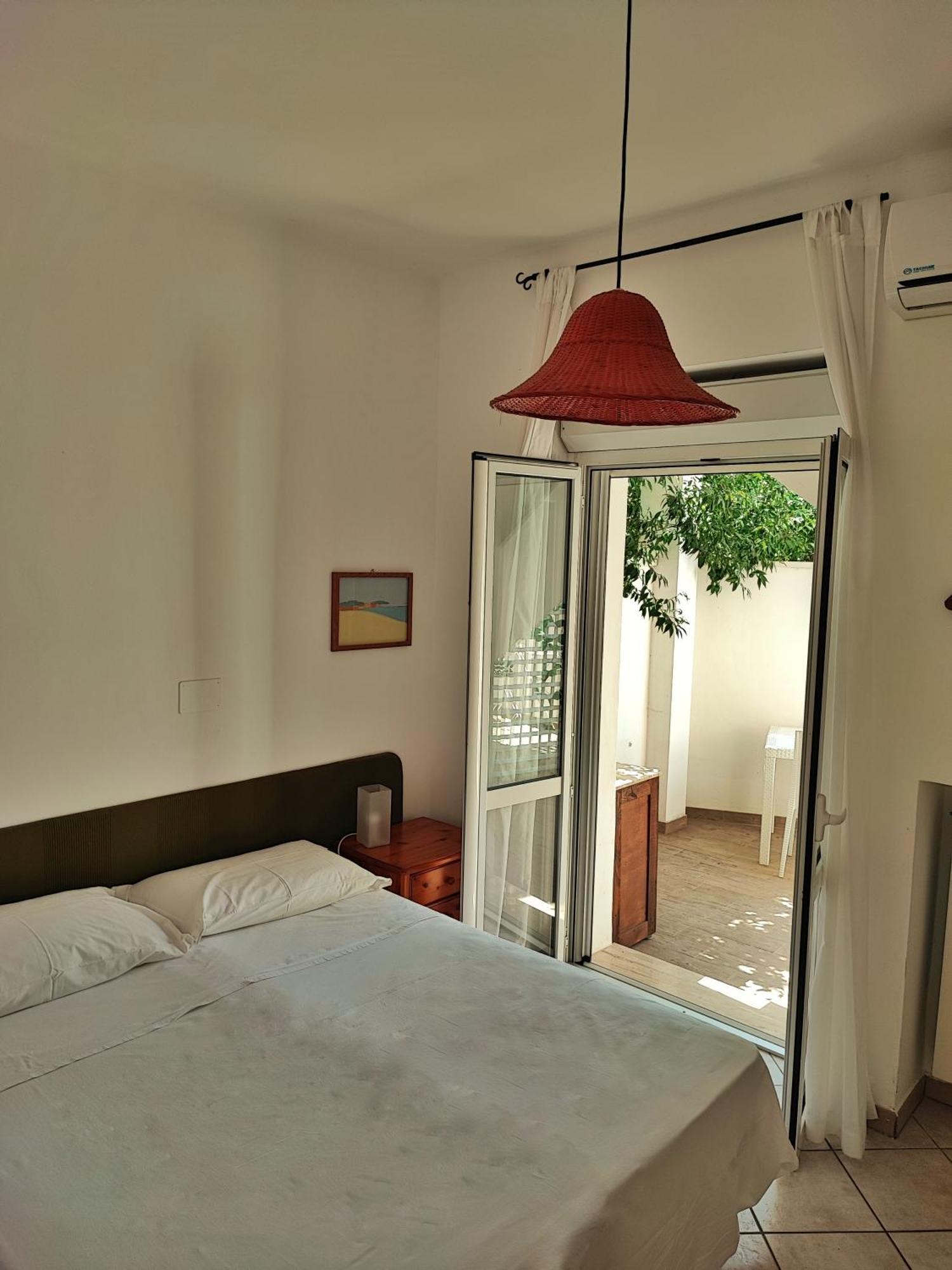 Mandarinoarancio Bed & Breakfast อเลซิโอ ภายนอก รูปภาพ