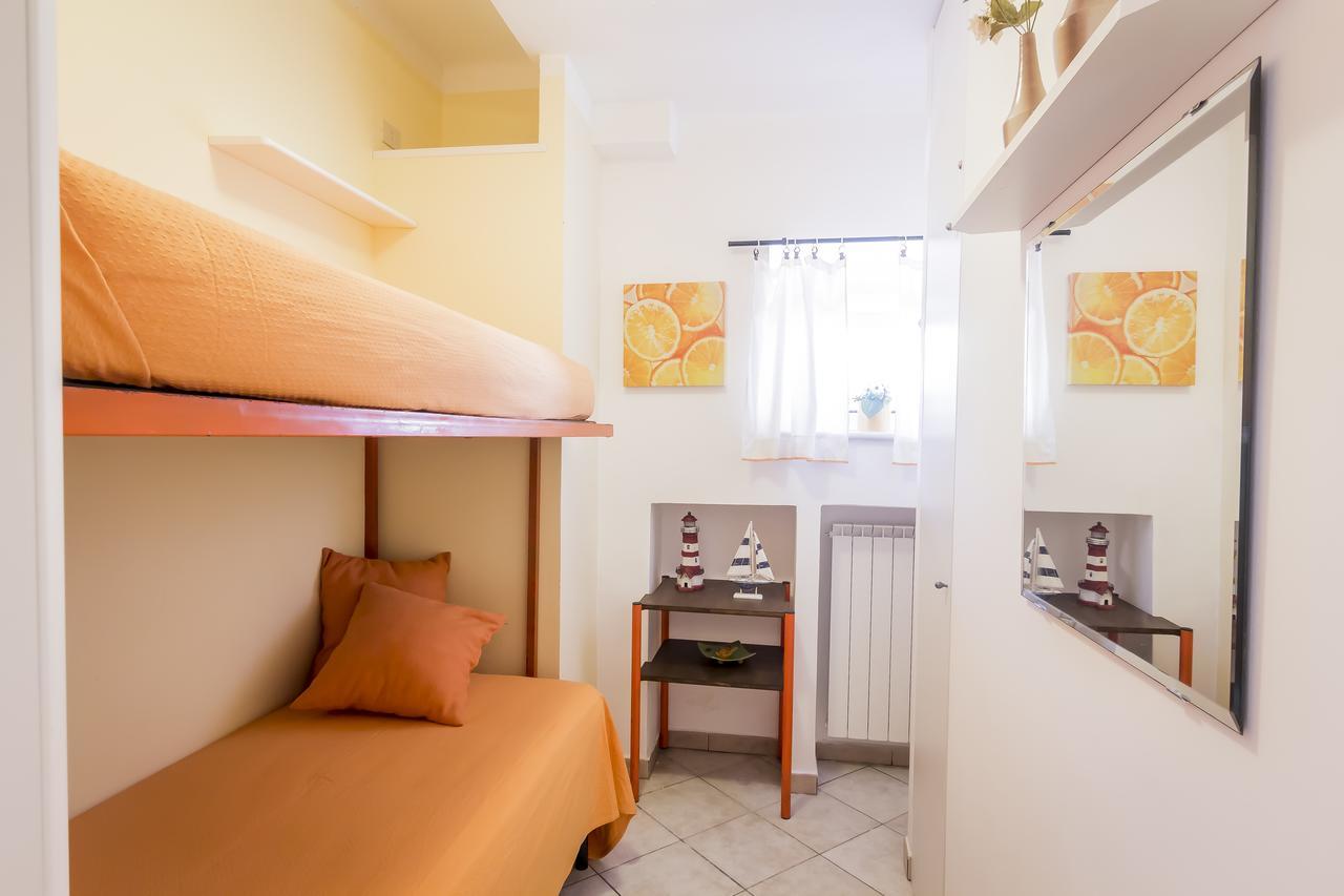 Mandarinoarancio Bed & Breakfast อเลซิโอ ภายนอก รูปภาพ