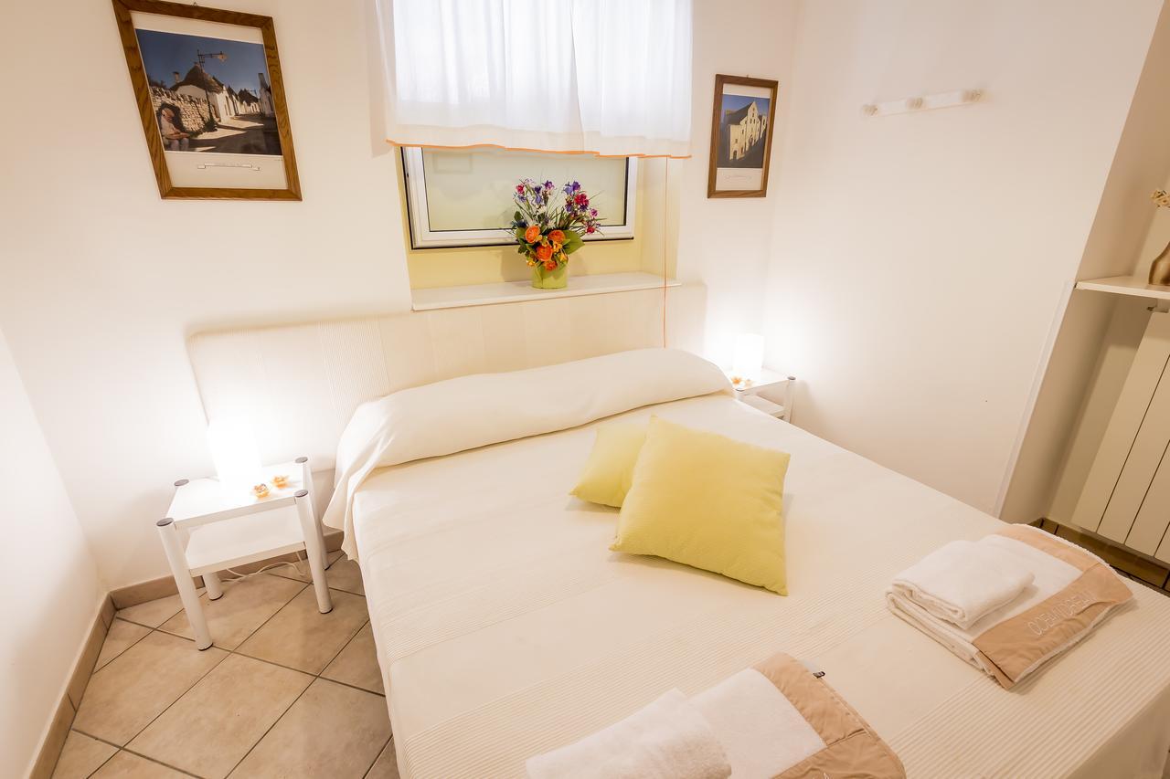 Mandarinoarancio Bed & Breakfast อเลซิโอ ภายนอก รูปภาพ