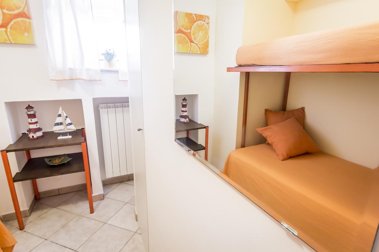 Mandarinoarancio Bed & Breakfast อเลซิโอ ภายนอก รูปภาพ